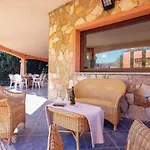 2 Bedroom Lovely In Ca- 度假居