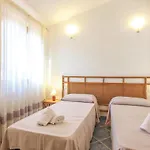 2 Bedroom Lovely In Ca- *