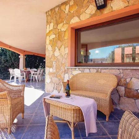 Amazing Home In Ca- With 2 Bedrooms And Wifi Holiday home
