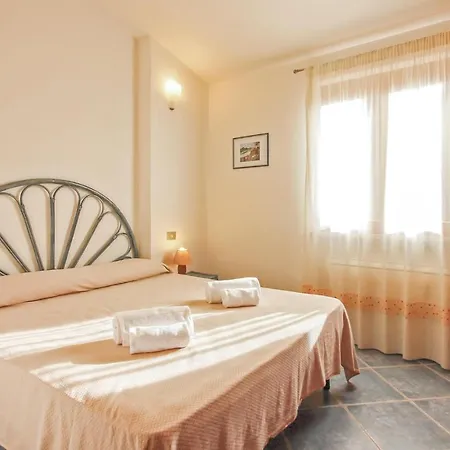Amazing Home In Ca- With 2 Bedrooms And Wifi Holiday home *
